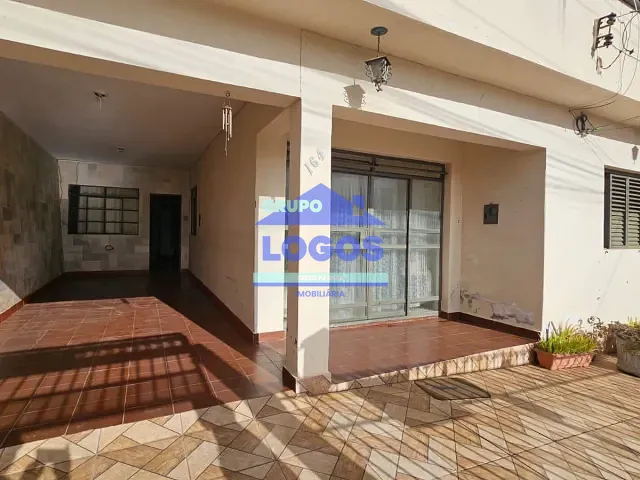 Casa com 360m² 4 quartos e 1 banheiro, à venda, no bairro Lourdes em João Monlevade