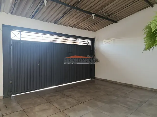 Casa 2 quartos e 2 banheiros, à venda, no bairro Jardim Santa Esmeralda em Sorocaba