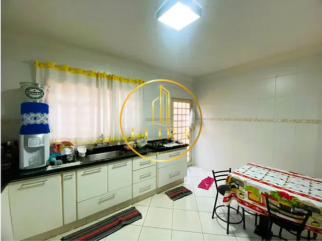Casa com 270m² 3 quartos e 1 banheiro, à venda, no bairro Parque Residencial Santa Inês em Santa Bárbara D'Oeste
