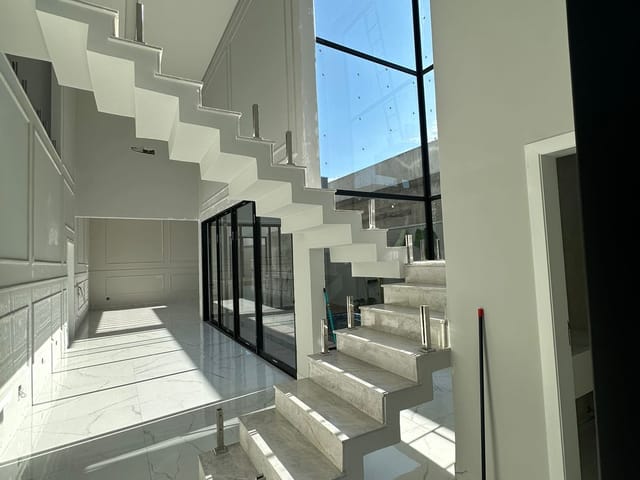 Casa com 410m² 3 quartos e 4 banheiros, à venda, no bairro Parque Residencial Buona Vita em São José do Rio Preto