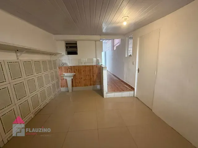 Casa com 40m² 1 quarto e 1 banheiro, para alugar, no bairro Jardim Casablanca em São Paulo