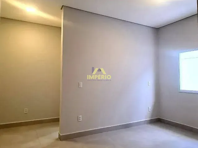Casa com 306m² 3 quartos e 2 banheiros, à venda, no bairro Residencial Reserva Central Parque em Salto