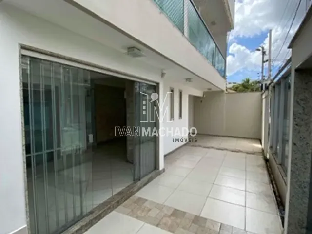 Casa 4 quartos e 4 banheiros, à venda, no bairro Jardim Camburi em Vitória