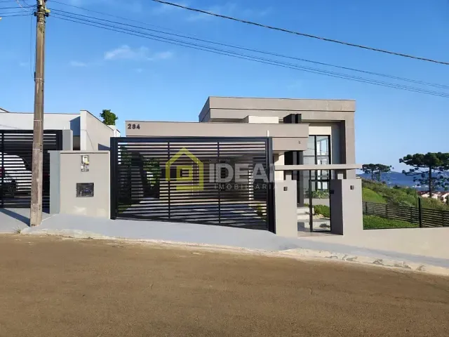 Casa 3 quartos e 3 banheiros, para alugar, no bairro São Cristóvão em Concórdia