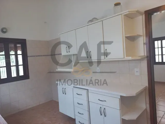 Casa com 250m² 3 quartos e 2 banheiros, à venda, no bairro Jardim das Tulipas em Holambra