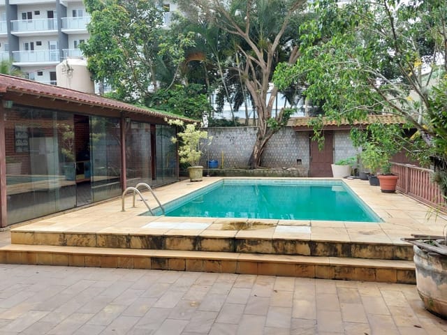 Casa com 600m² 3 quartos e 5 banheiros, à venda ou para alugar, no bairro Recreio dos Bandeirantes em Rio de Janeiro