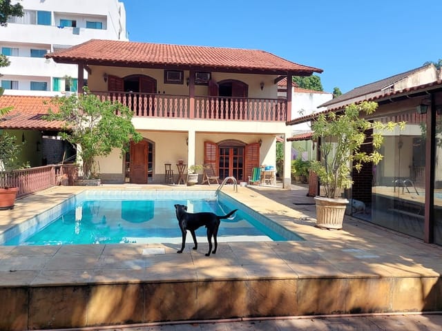 Casa com 600m² 3 quartos e 5 banheiros, à venda ou para alugar, no bairro Recreio dos Bandeirantes em Rio de Janeiro