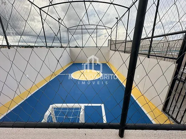 Casa 2 quartos e 2 banheiros, à venda, no bairro Vila Rosa em Goiânia