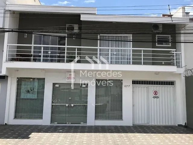 Casa com 235m² 2 quartos e 2 banheiros, à venda, no bairro Centro em Itajaí