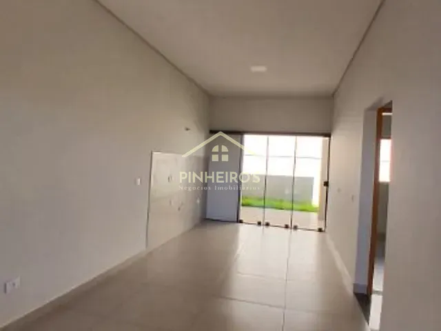 Casa com 125m² 2 quartos e 1 banheiro, à venda, no bairro Jardim Parana em Cambé