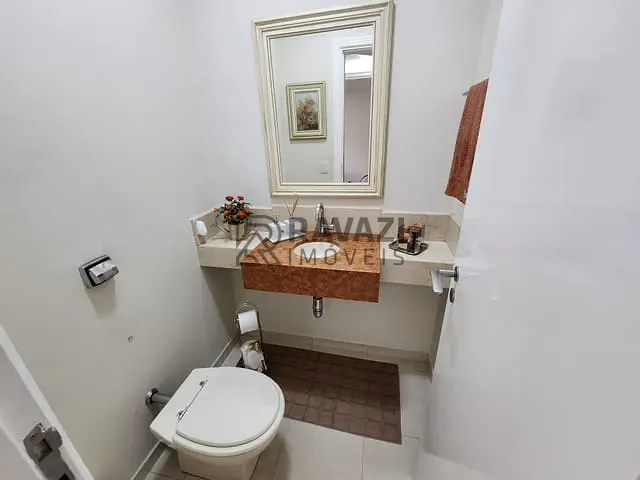 Casa com 250m² 4 quartos e 5 banheiros, à venda, no bairro Santa Rosa em Vinhedo