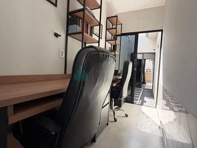 Casa 2 quartos e 2 banheiros, à venda, no bairro Vila União em Catalão