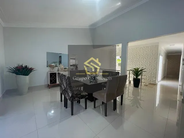 Casa com 280m² 3 quartos e 3 banheiros, à venda, no bairro Jardim Maria Rosa em Valinhos
