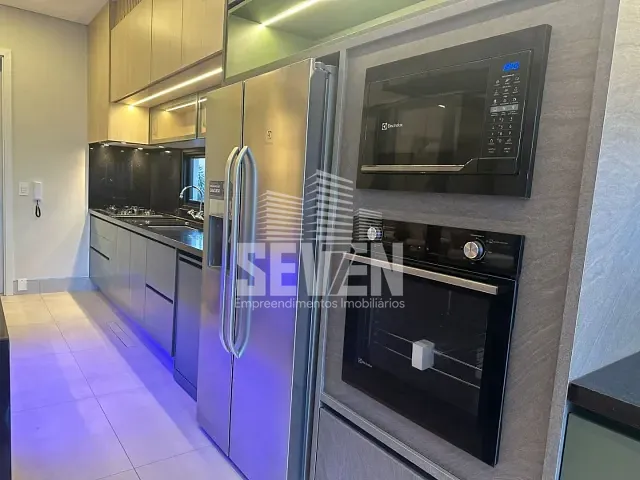 Casa com 450m² 3 quartos e 4 banheiros, à venda, no bairro Residencial Lago Sul em Bauru