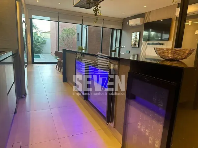 Casa com 450m² 3 quartos e 4 banheiros, à venda, no bairro Residencial Lago Sul em Bauru