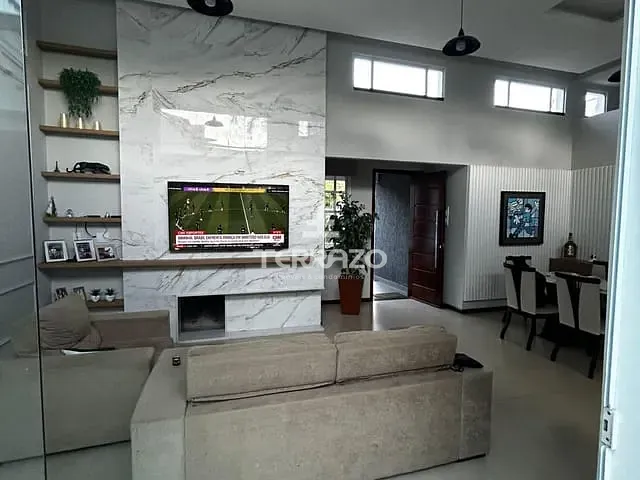 Casa com 304m² 3 quartos e 3 banheiros, à venda, no bairro Roma em Volta Redonda