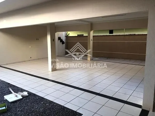 Casa com 498m² 4 quartos e 2 banheiros, à venda, no bairro Jardim Paraíso em Sinop