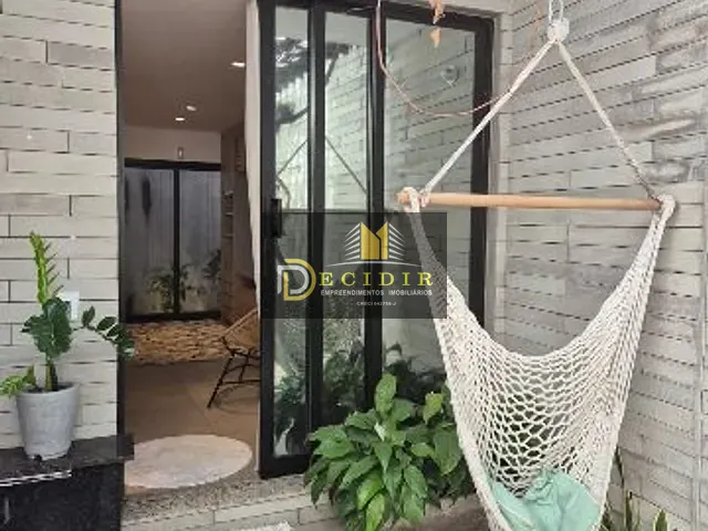 Casa com 204m² 2 quartos e 2 banheiros, à venda ou para alugar, no bairro Parque São Jorge em São Paulo