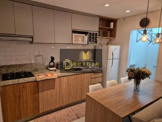 Casa com 204m² 2 quartos e 2 banheiros, à venda ou para alugar, no bairro Parque São Jorge em São Paulo