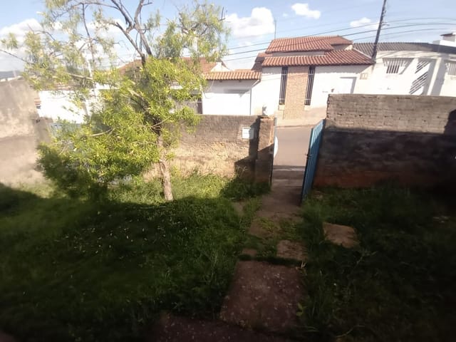 Casa com 200m² 1 quarto e 2 banheiros, à venda, no bairro Núcleo Durval Nicolau (Etapa 1) em São João da Boa Vista