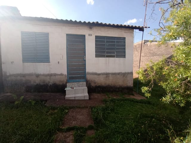 Casa com 200m² 1 quarto e 2 banheiros, à venda, no bairro Núcleo Durval Nicolau (Etapa 1) em São João da Boa Vista