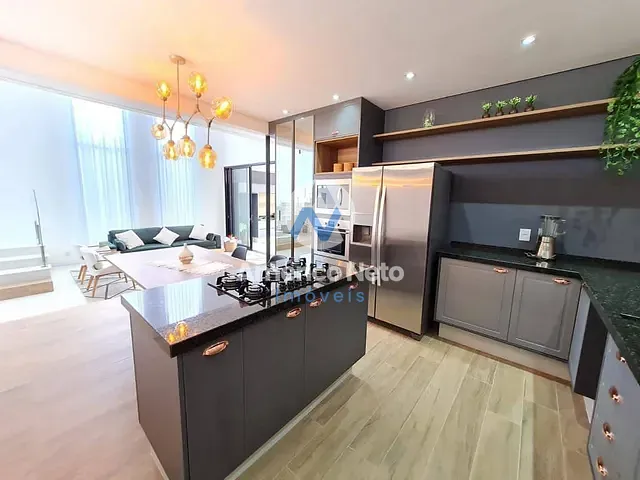 Casa com 455m² 4 quartos e 5 banheiros, à venda, no bairro Condomínio Residencial Campos do Conde em Bragança Paulista