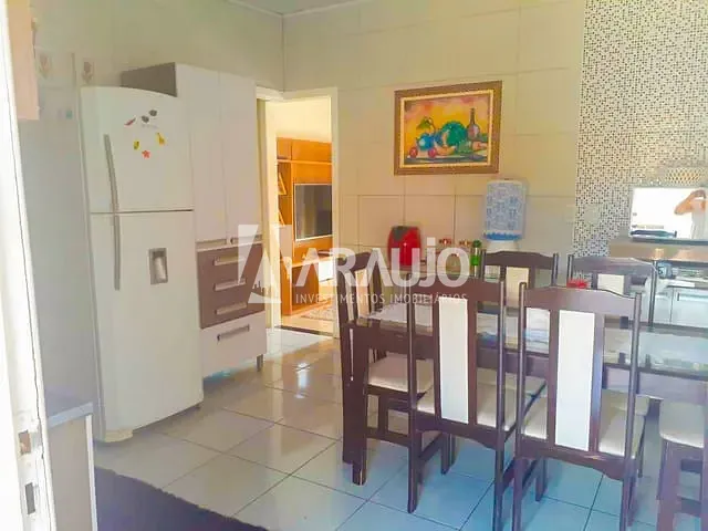 Casa com 210m² 2 quartos e 2 banheiros, à venda, no bairro Cidade Nova em Itajaí