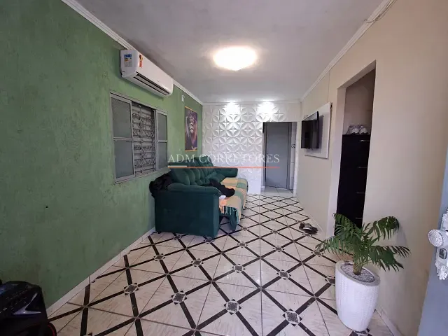 Casa 3 quartos e 3 banheiros, à venda, no bairro Parque Granja Esperança em Cachoeirinha