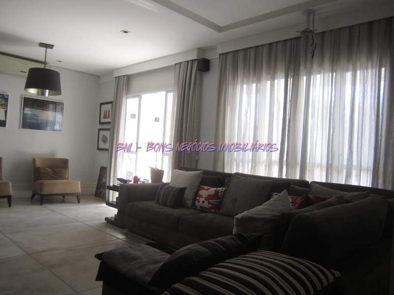 Casa, 3 quartos, 270 m² - Foto 25