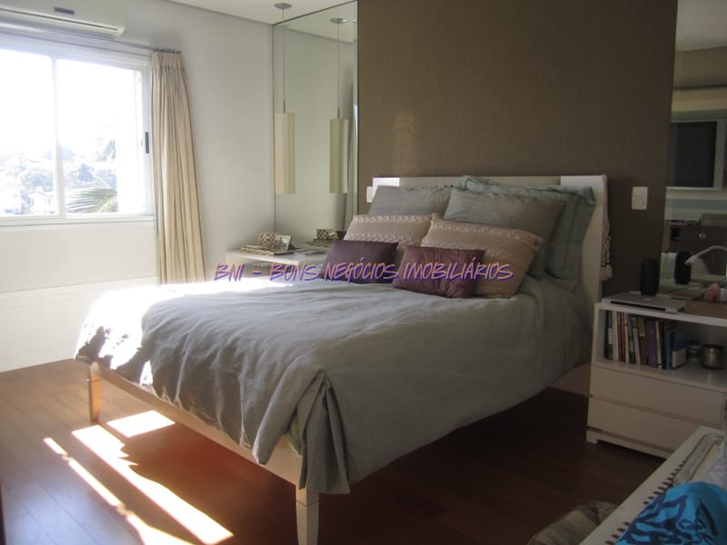 Casa, 3 quartos, 270 m² - Foto 77