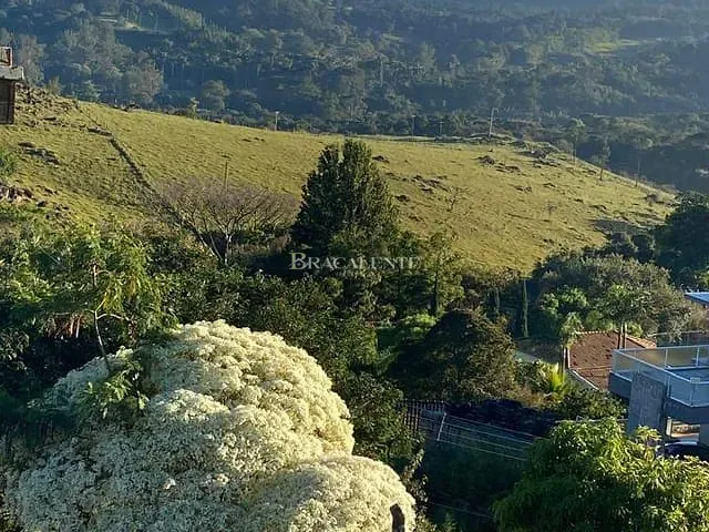Casa com 1000m² 3 quartos e 4 banheiros, à venda, no bairro Lopes em Valinhos