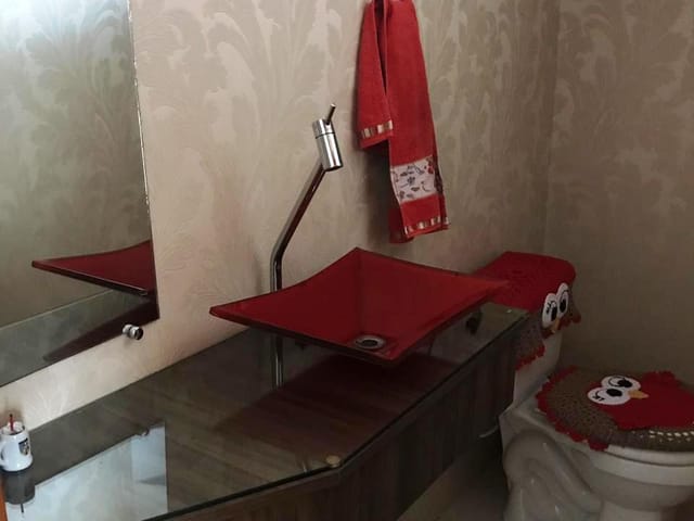 Casa com 112m² 3 quartos e 3 banheiros, à venda, no bairro Oficinas em Ponta Grossa