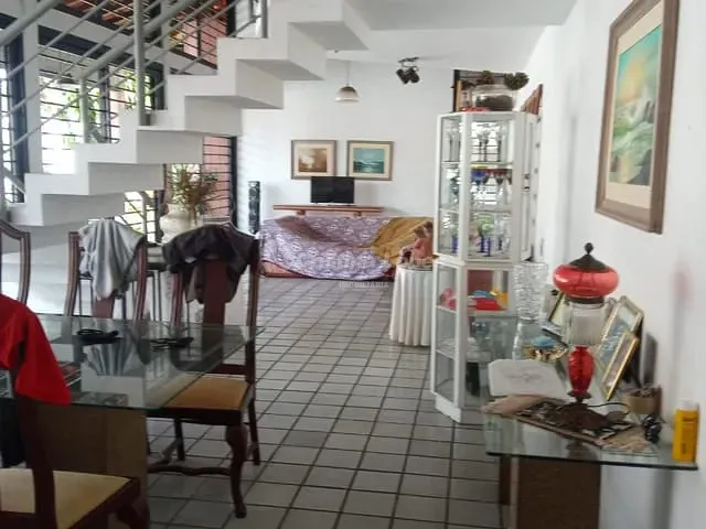 Casa com 2400m² 5 quartos e 1 banheiro, à venda, no bairro Planalto em Teresina