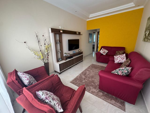Casa com 205m² 3 quartos e 2 banheiros, à venda, no bairro Vila Rosália em Guarulhos