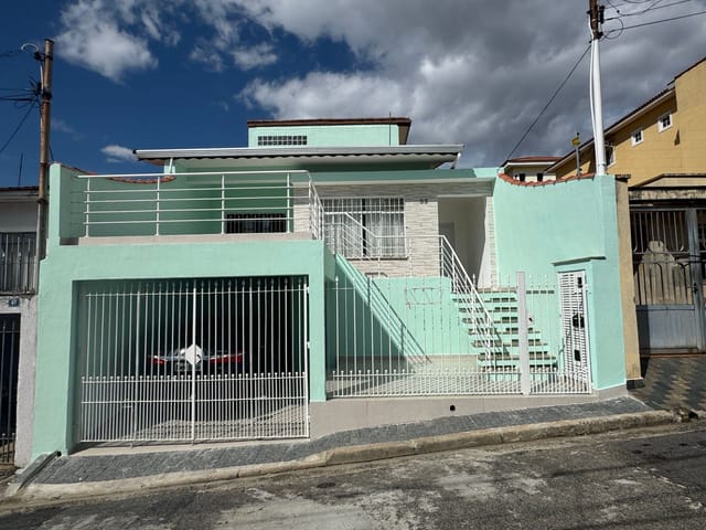 Casa com 205m² 3 quartos e 2 banheiros, à venda, no bairro Vila Rosália em Guarulhos
