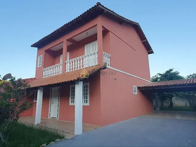 Casa com 360m² 3 quartos e 3 banheiros, à venda, no bairro Vila Pinheiro em Itatiaia