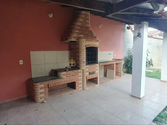 Casa com 360m² 3 quartos e 3 banheiros, à venda, no bairro Vila Pinheiro em Itatiaia