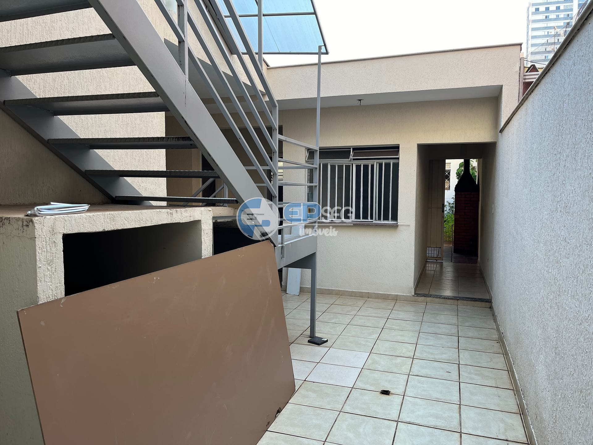 Casa, 1 quarto, 325 m² - Foto 3