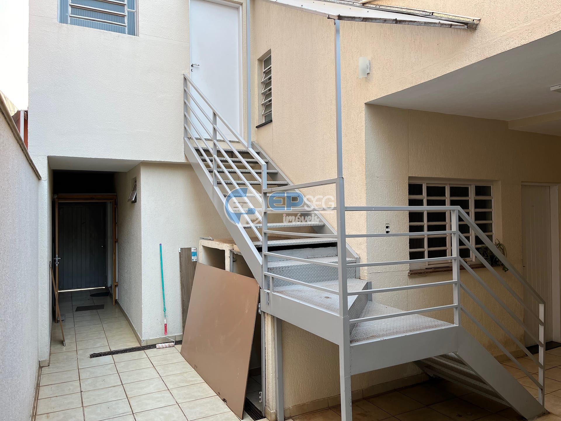 Casa, 1 quarto, 325 m² - Foto 4