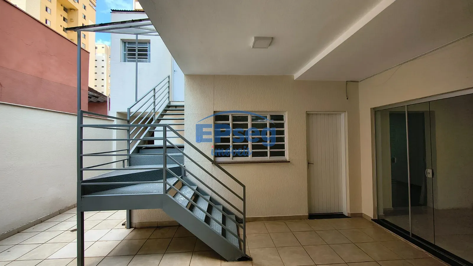 Casa, 1 quarto, 325 m² - Foto 13