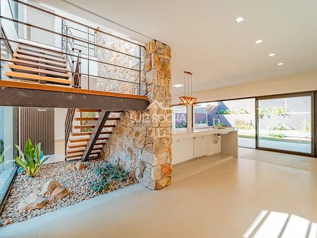 Casa com 570m² 4 quartos e 6 banheiros, à venda, no bairro Paisagem Renoir em Cotia