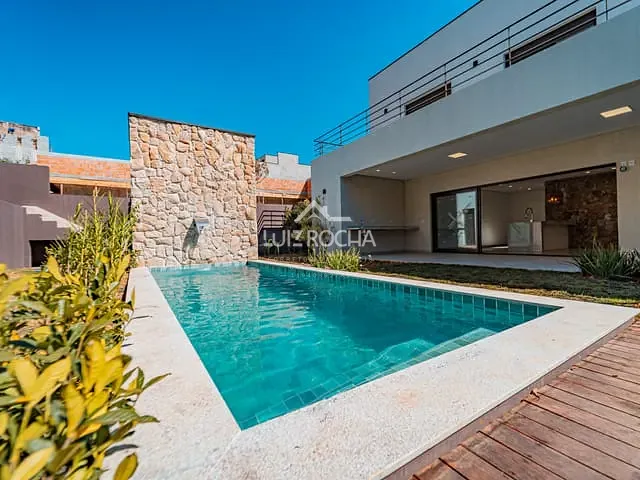 Casa com 570m² 4 quartos e 6 banheiros, à venda, no bairro Paisagem Renoir em Cotia