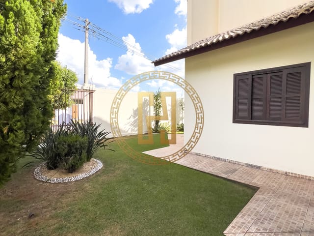 Casa com 1000m² 3 quartos e 2 banheiros, à venda, no bairro centro em Nova Mutum