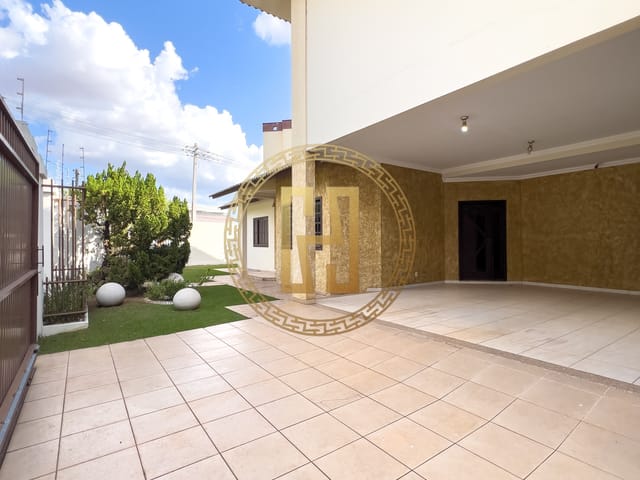 Casa com 1000m² 3 quartos e 2 banheiros, à venda, no bairro centro em Nova Mutum
