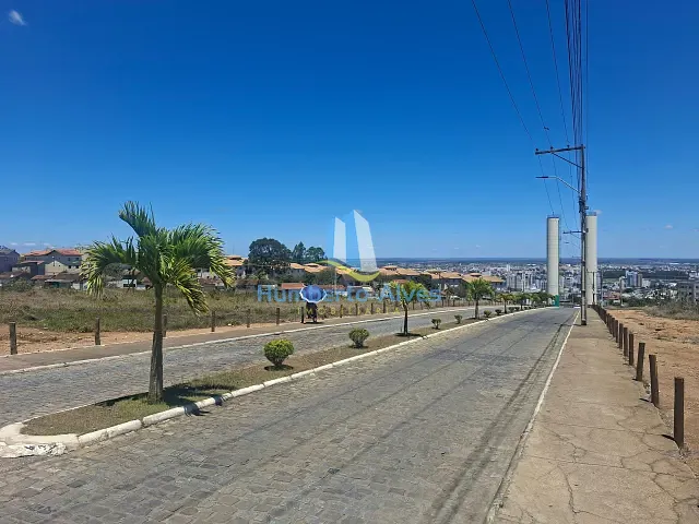 Casa 2 quartos e 1 banheiro, para alugar, no bairro Primavera em Vitória da Conquista