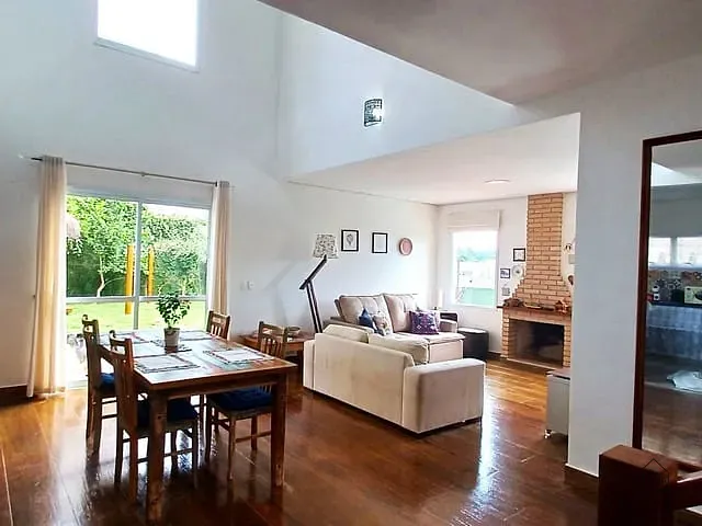 Casa com 527m² 3 quartos e 2 banheiros, à venda, no bairro Altos de São Roque - Ponderosa em São Roque
