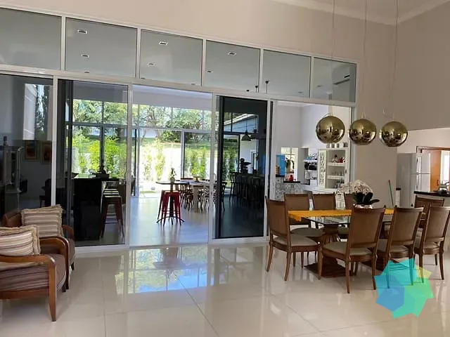 Casa com 1037m² 3 quartos e 5 banheiros, à venda, no bairro Terras de Monte Serrat em Salto