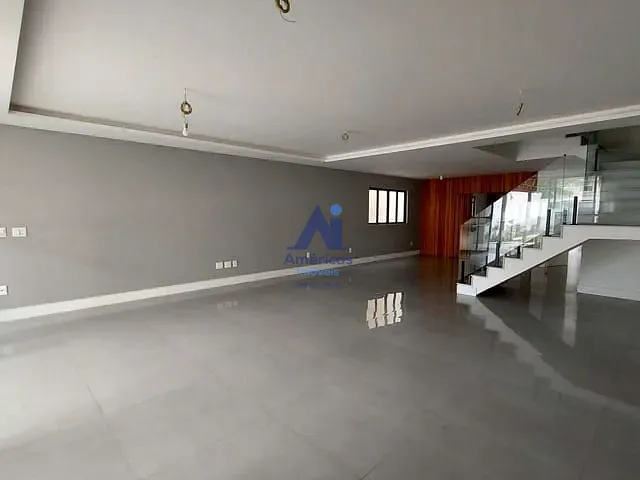 Casa com 443m² 4 quartos e 5 banheiros, à venda, no bairro Barra da Tijuca em Rio de Janeiro