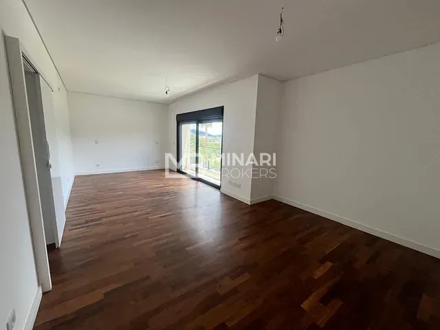 Casa 4 quartos e 8 banheiros, à venda, no bairro Alphaville em Santana de Parnaíba