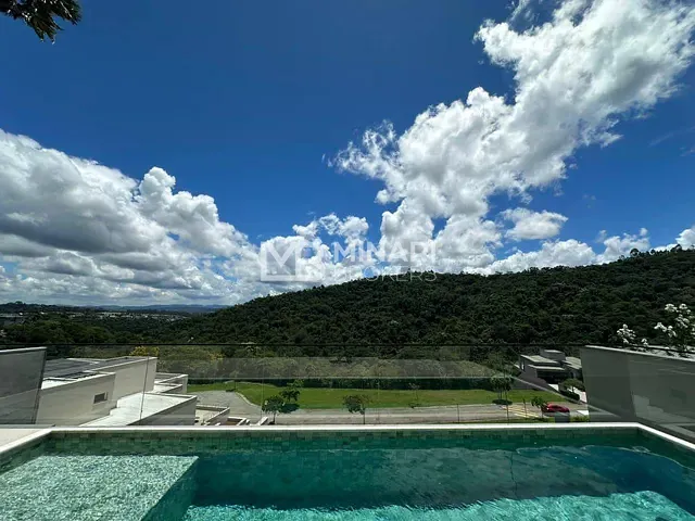 Casa 4 quartos e 8 banheiros, à venda, no bairro Alphaville em Santana de Parnaíba